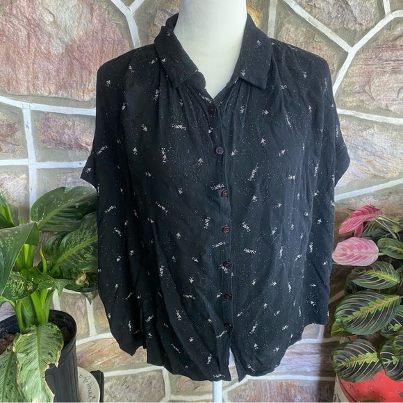 CJLA button down - Picture 5 of 5